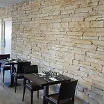 Hotel-restaurant La Caborne Hotel Limonest