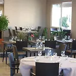 Hotel-restaurant La Caborne Hotel Limonest