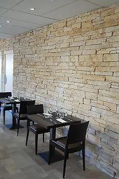 Hotel-restaurant La Caborne Hotel Limonest