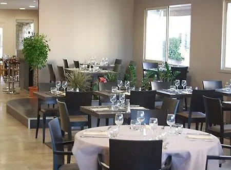 Hotel-restaurant La Caborne Hotel Limonest