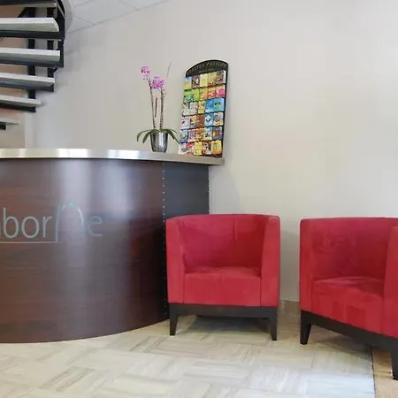 Hotel-Restaurant La Caborne 2*