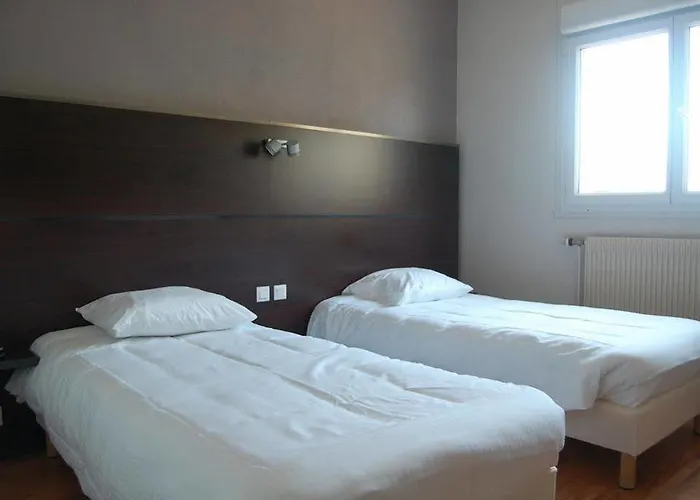 Hotel-restaurant La Caborne Hotel Limonest